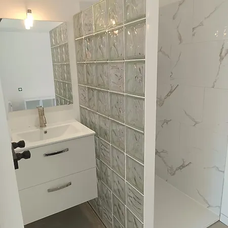 Neuf Climatisé Au Calme à Apartamento Royan